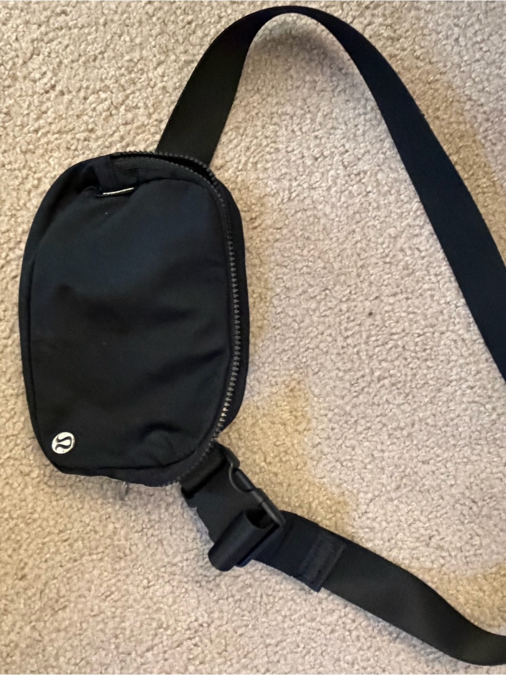 lululemon athletica Black Compact Sling Pack